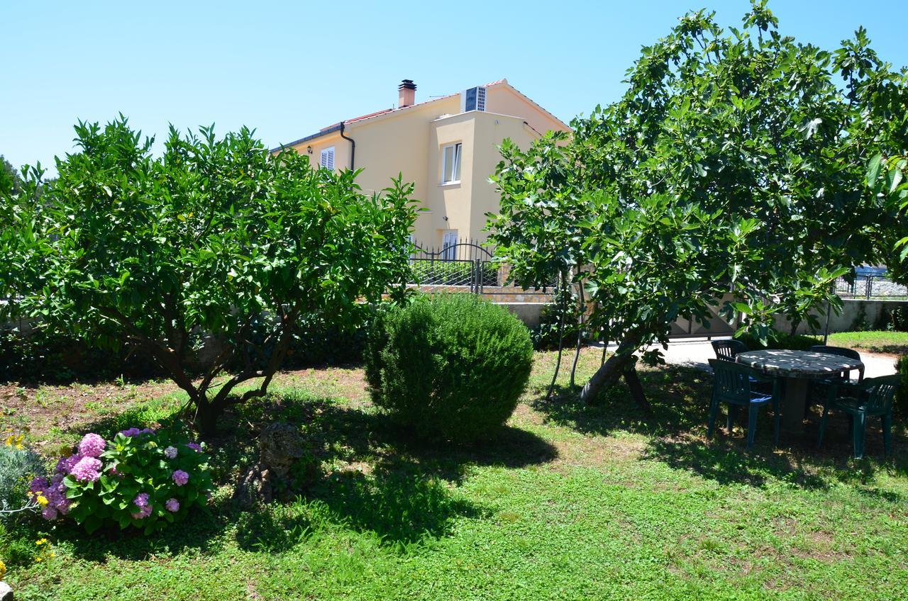 Apartments Dara Rogoznica  Exterior photo
