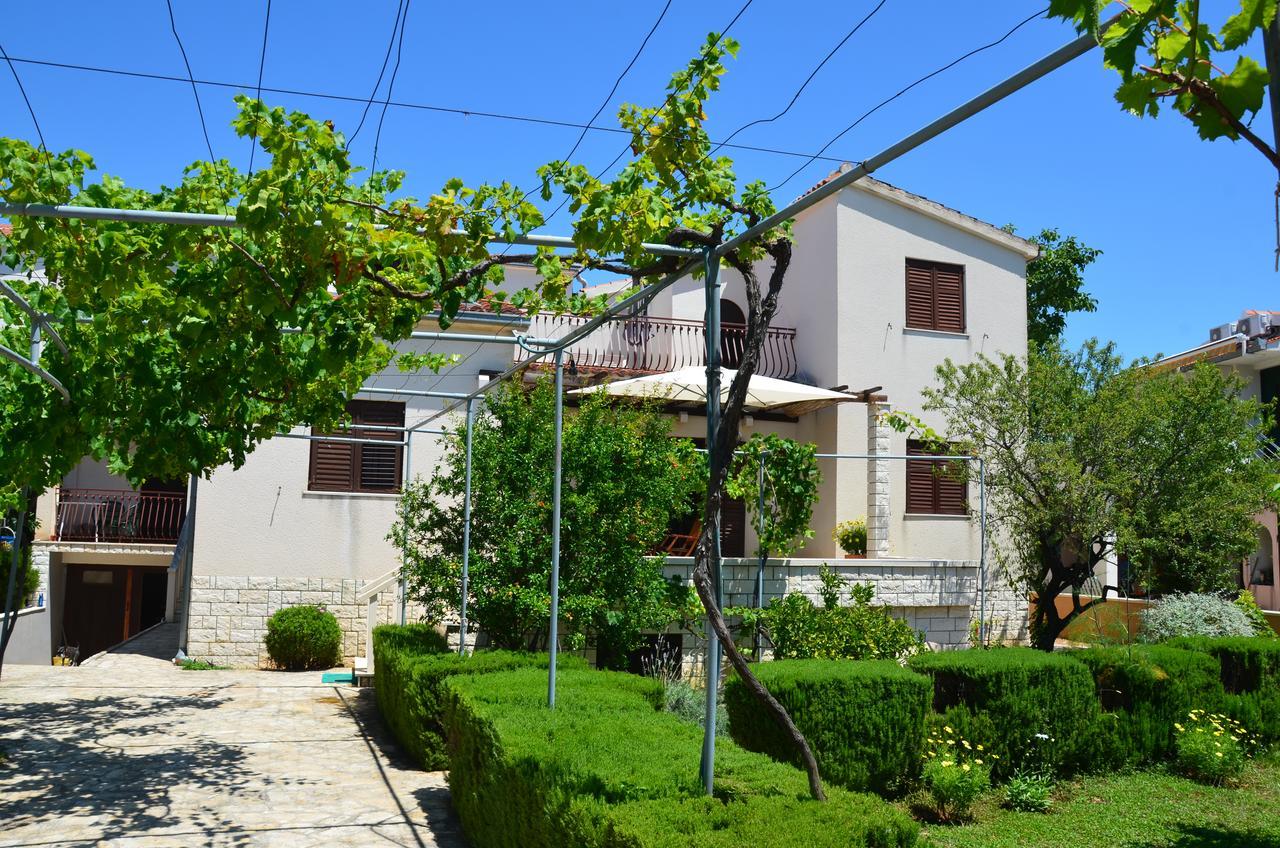 Apartments Dara Rogoznica  Exterior photo