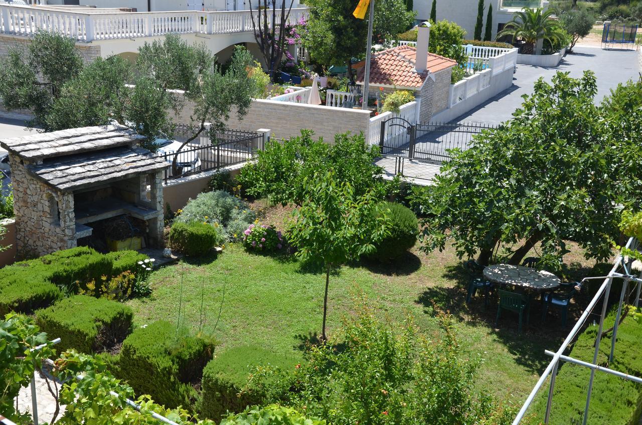 Apartments Dara Rogoznica  Exterior photo